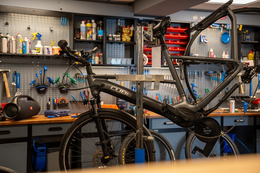 FIETSTECHNICUS CUBE STORE LEERSUM